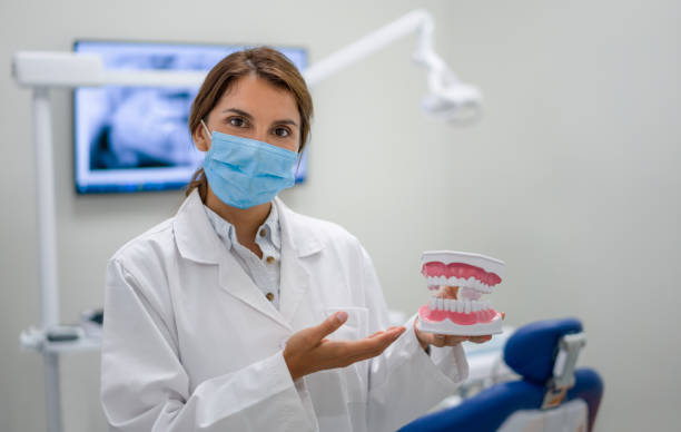 Best Emergency Dental Care for Broken or Chipped Teeth in El Lago, TX